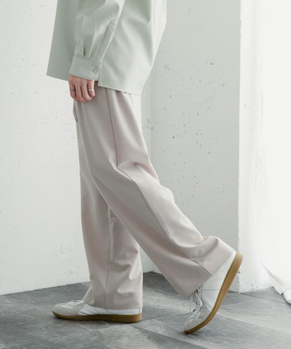 『イージーケア』雙褶寬鬆長褲