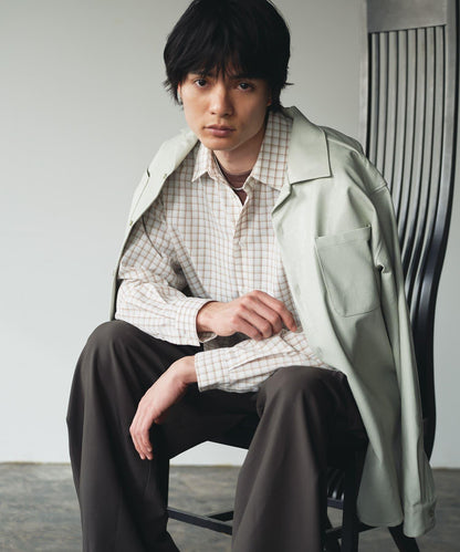 中性格紋寬鬆襯衫