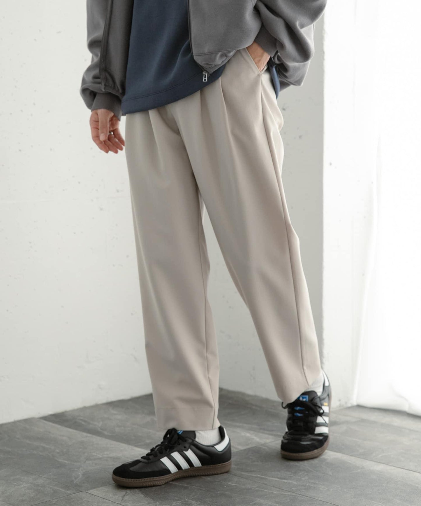 『イージーケア』雙褶錐形褲