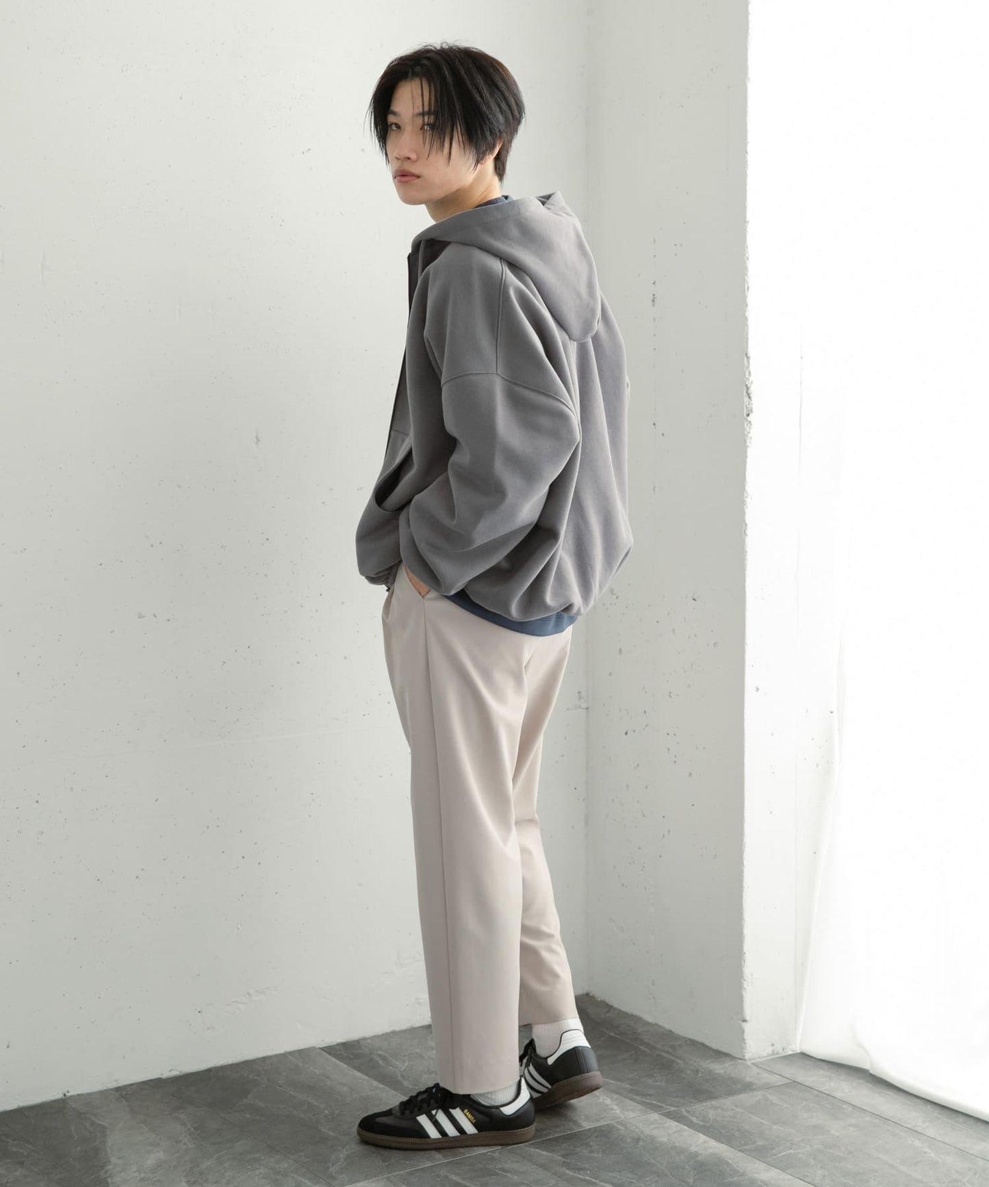 『イージーケア』雙褶錐形褲