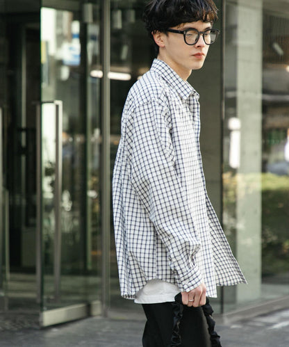 中性格紋寬鬆襯衫