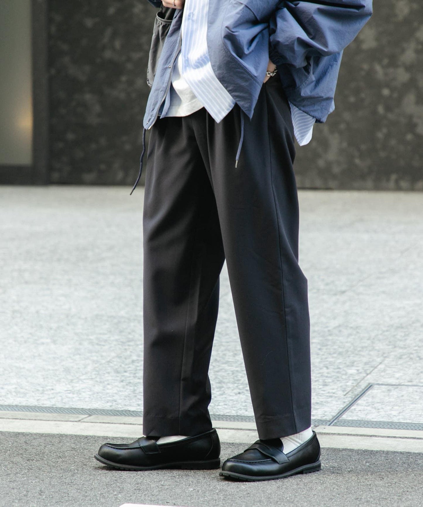 『イージーケア』雙褶錐形褲