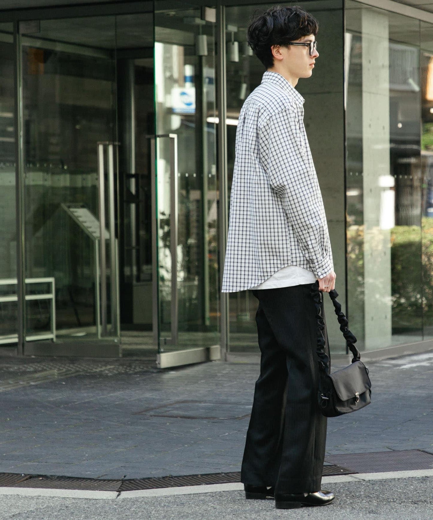 中性格紋寬鬆襯衫