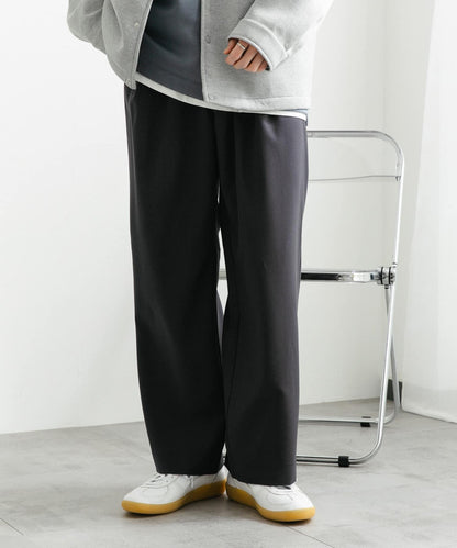 『イージーケア』雙褶寬鬆長褲