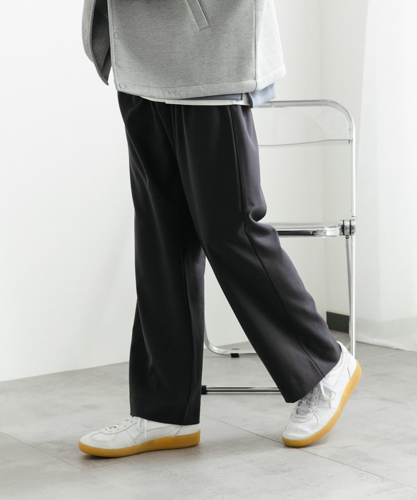 『イージーケア』雙褶寬鬆長褲