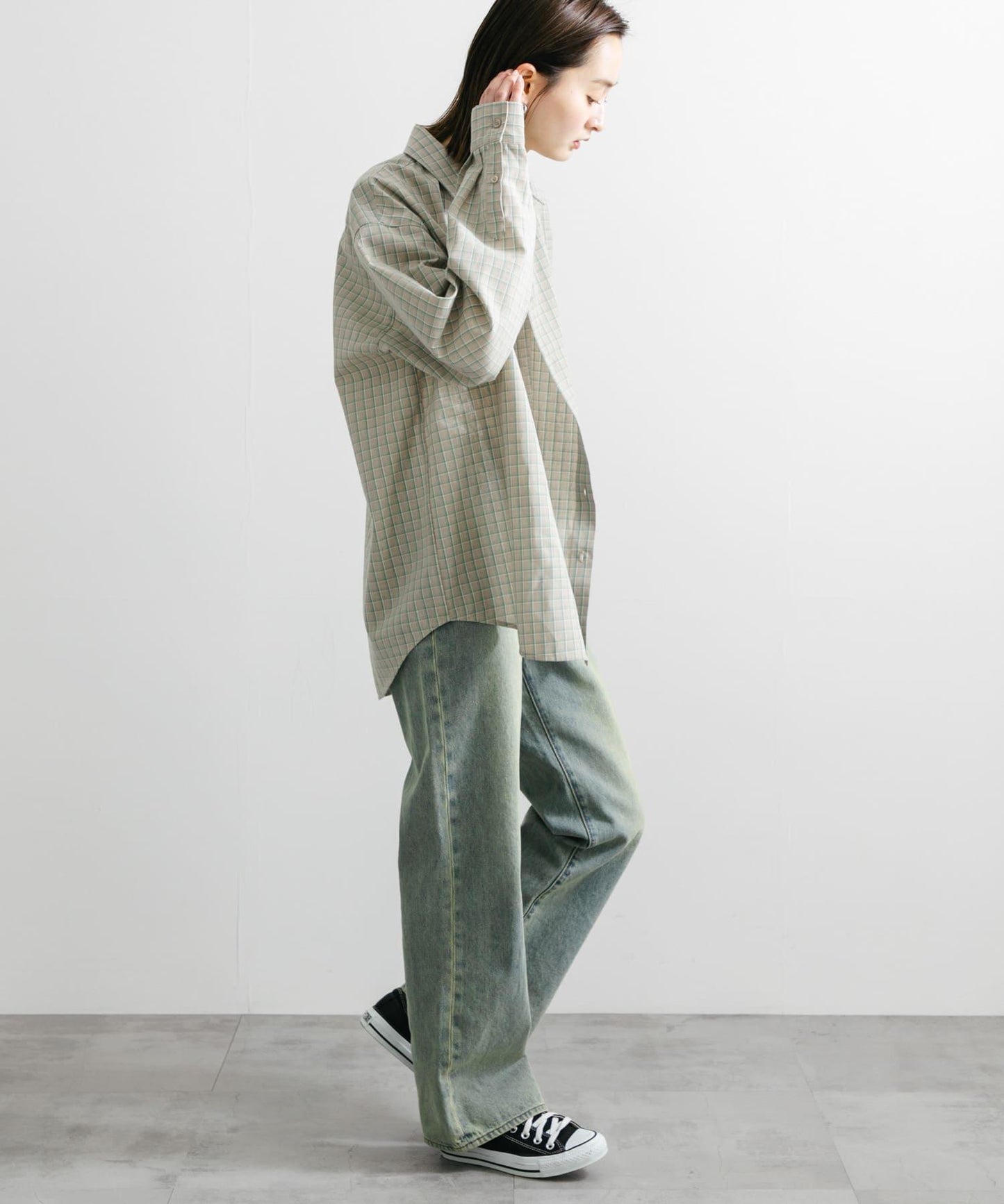 中性格紋寬鬆襯衫