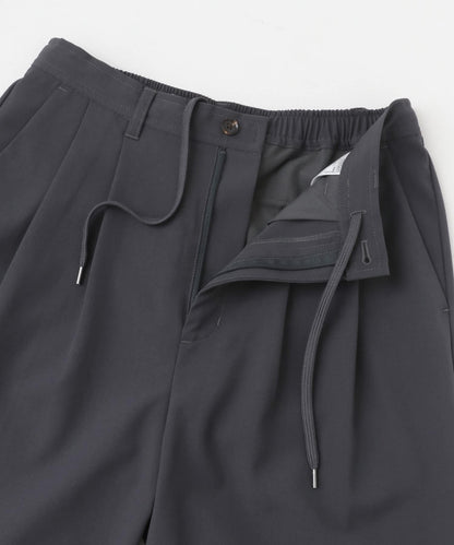 『イージーケア』雙褶寬鬆長褲