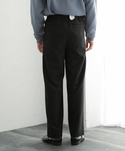 『イージーケア』雙褶寬鬆長褲