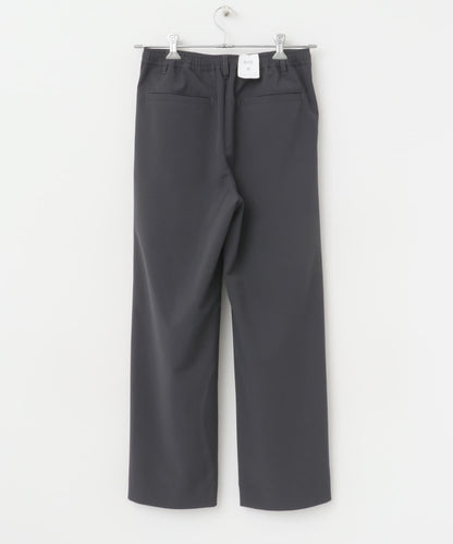 『イージーケア』雙褶寬鬆長褲