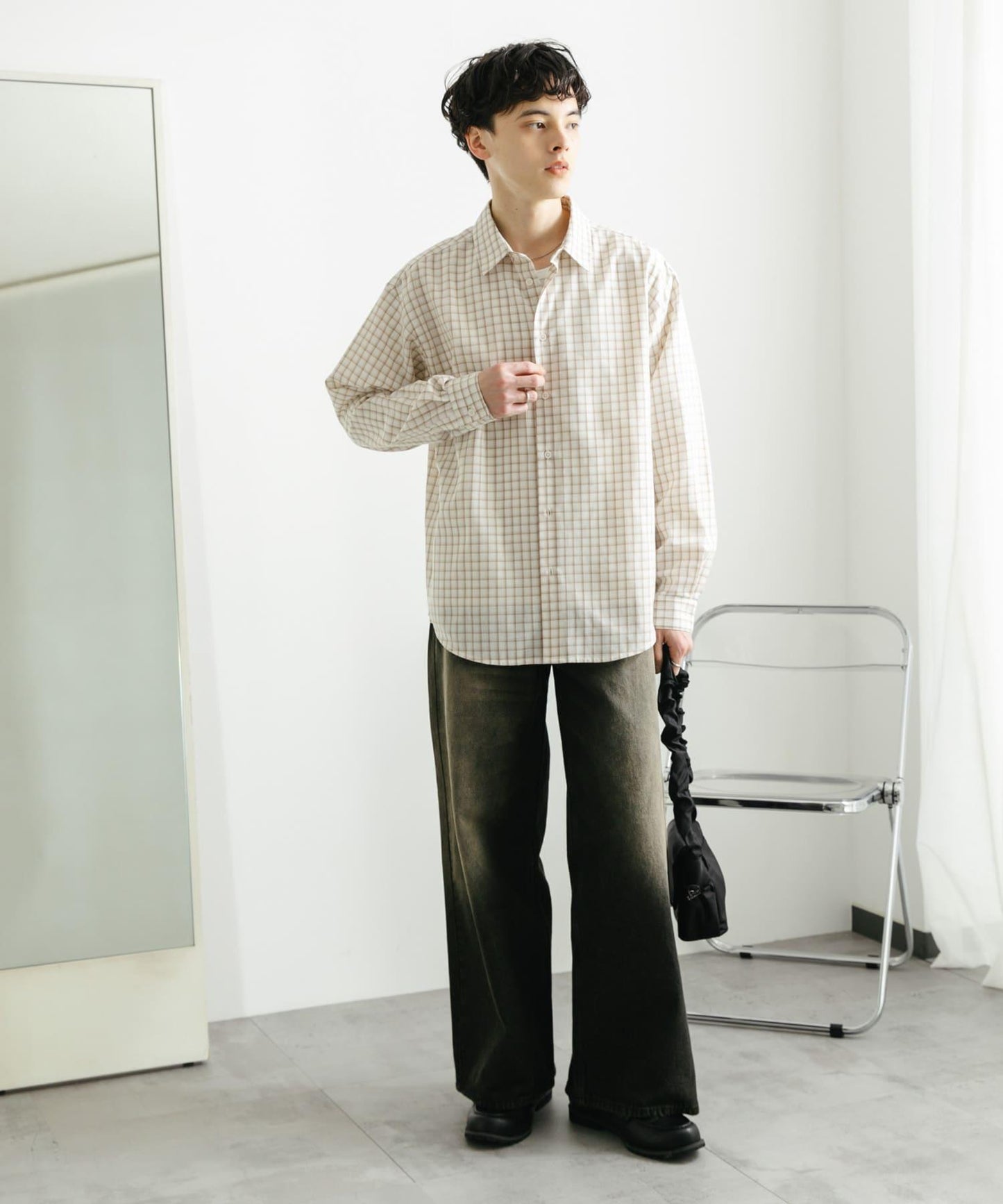 中性格紋寬鬆襯衫