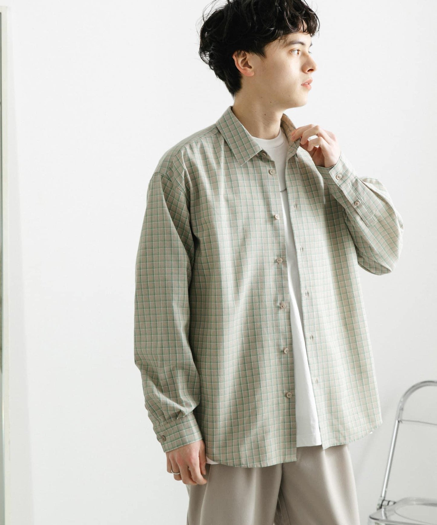 中性格紋寬鬆襯衫