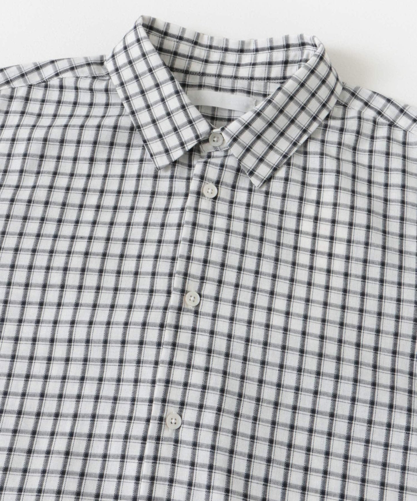 中性格紋寬鬆襯衫