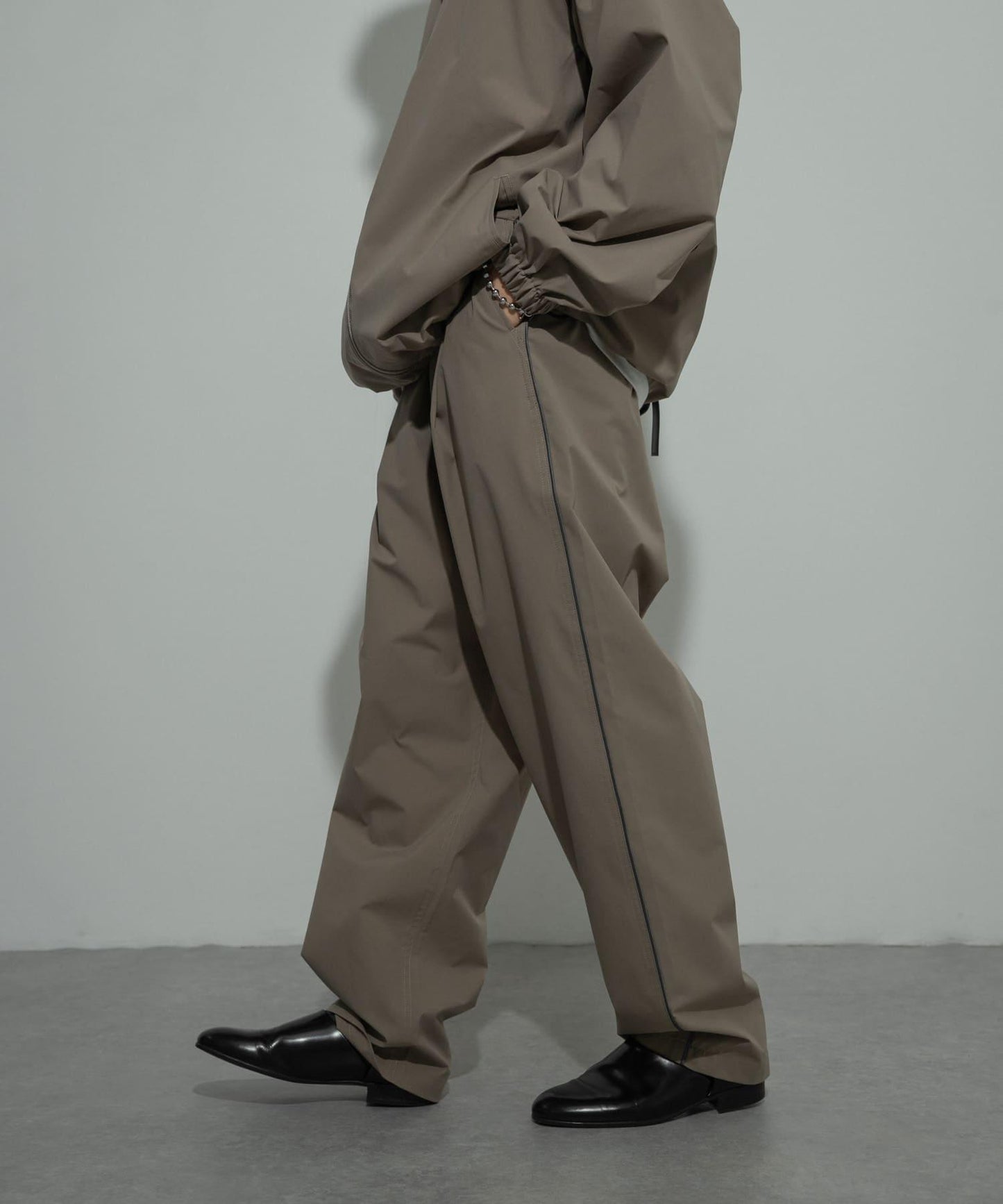 可搭配套裝拼接運動長褲