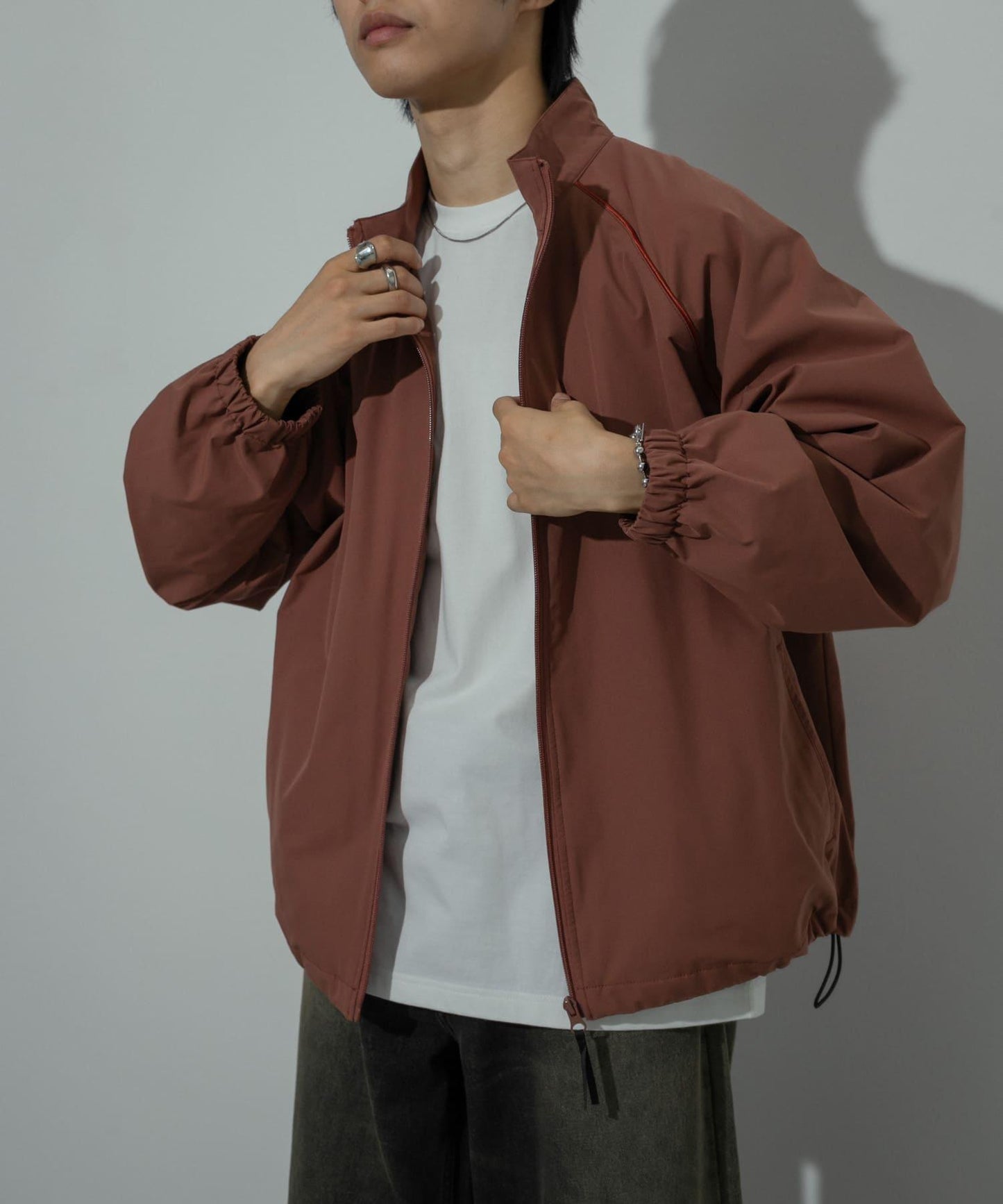 可搭配套裝管道裝飾立領夾克