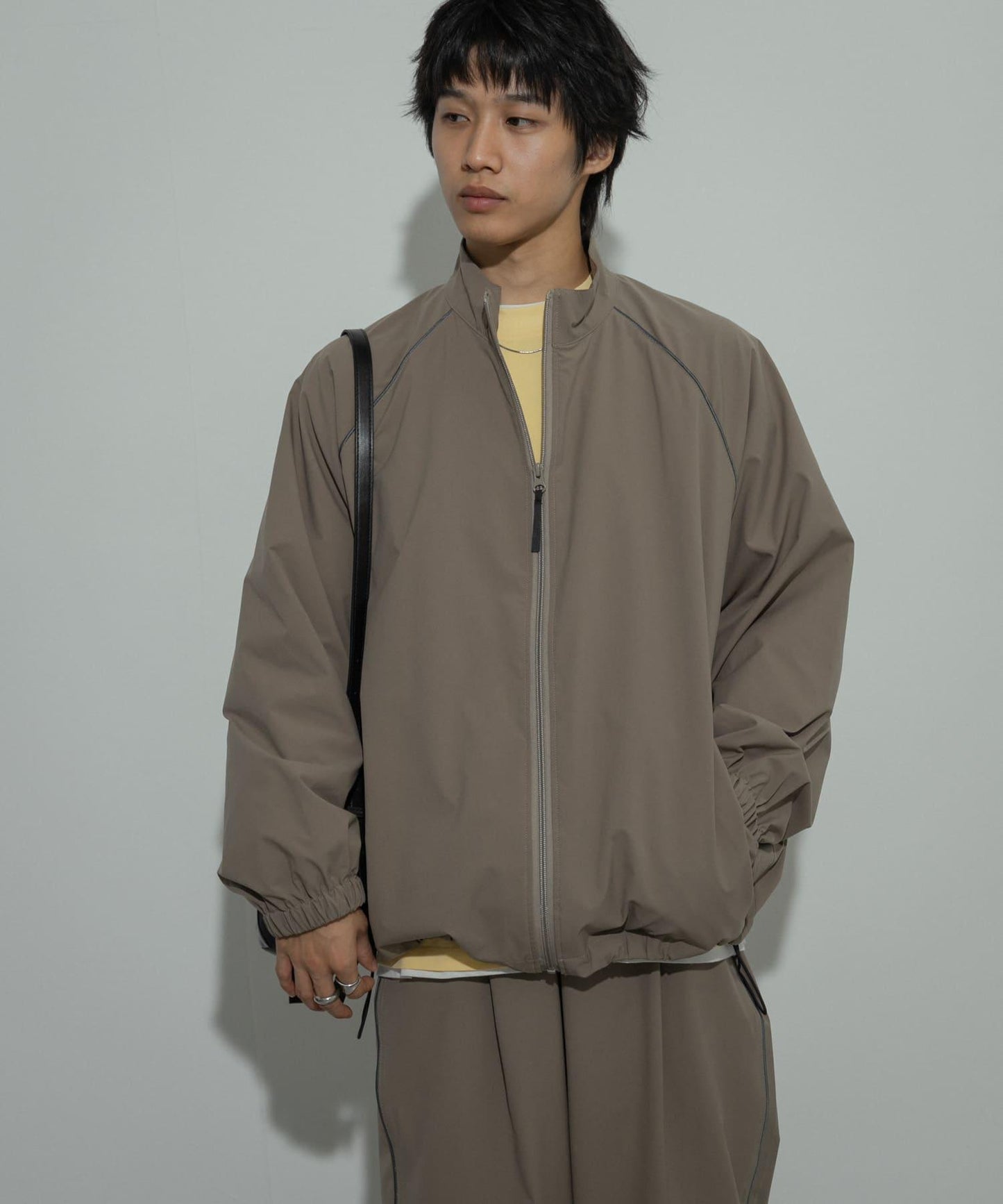 可搭配套裝管道裝飾立領夾克