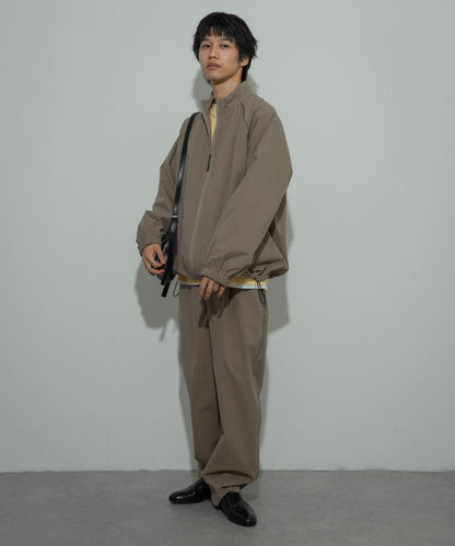 可搭配套裝管道裝飾立領夾克