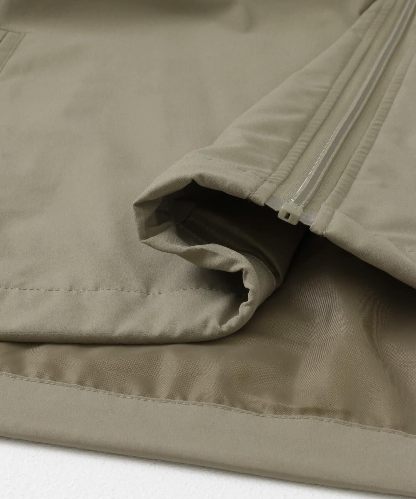 可搭配套裝管道裝飾立領夾克