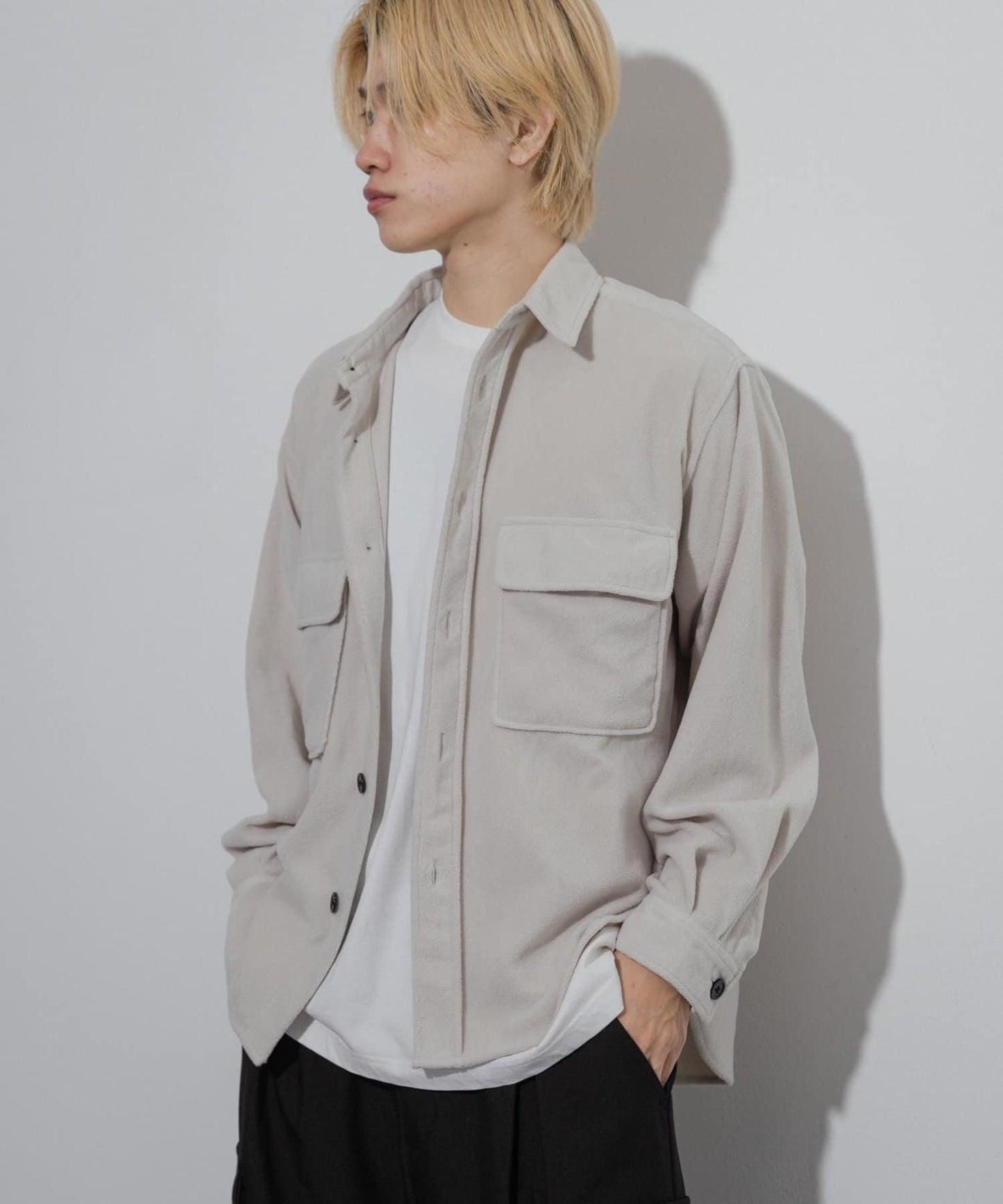 抓絨翻蓋寬鬆襯衫