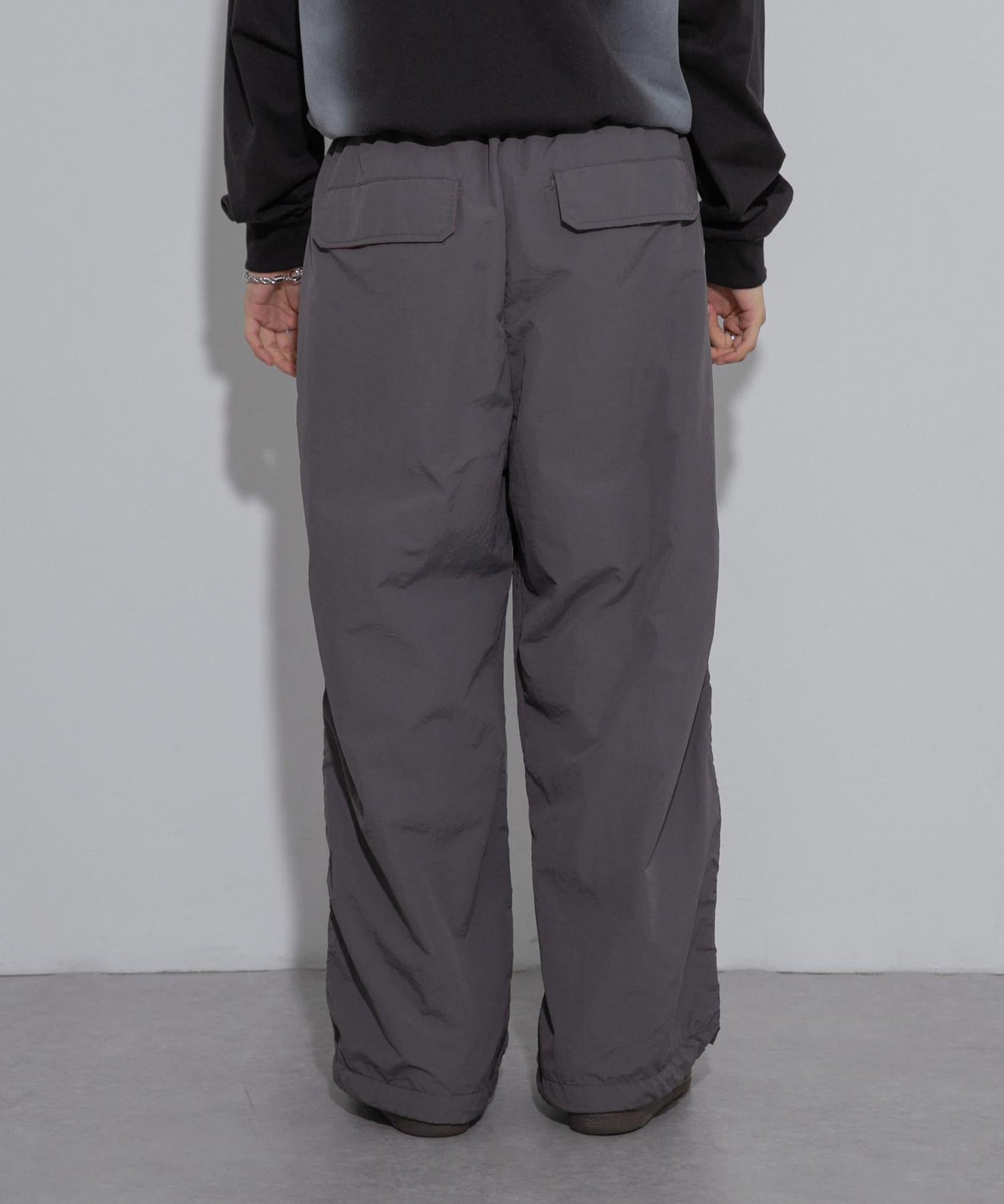 雙色拼接雙膝長褲