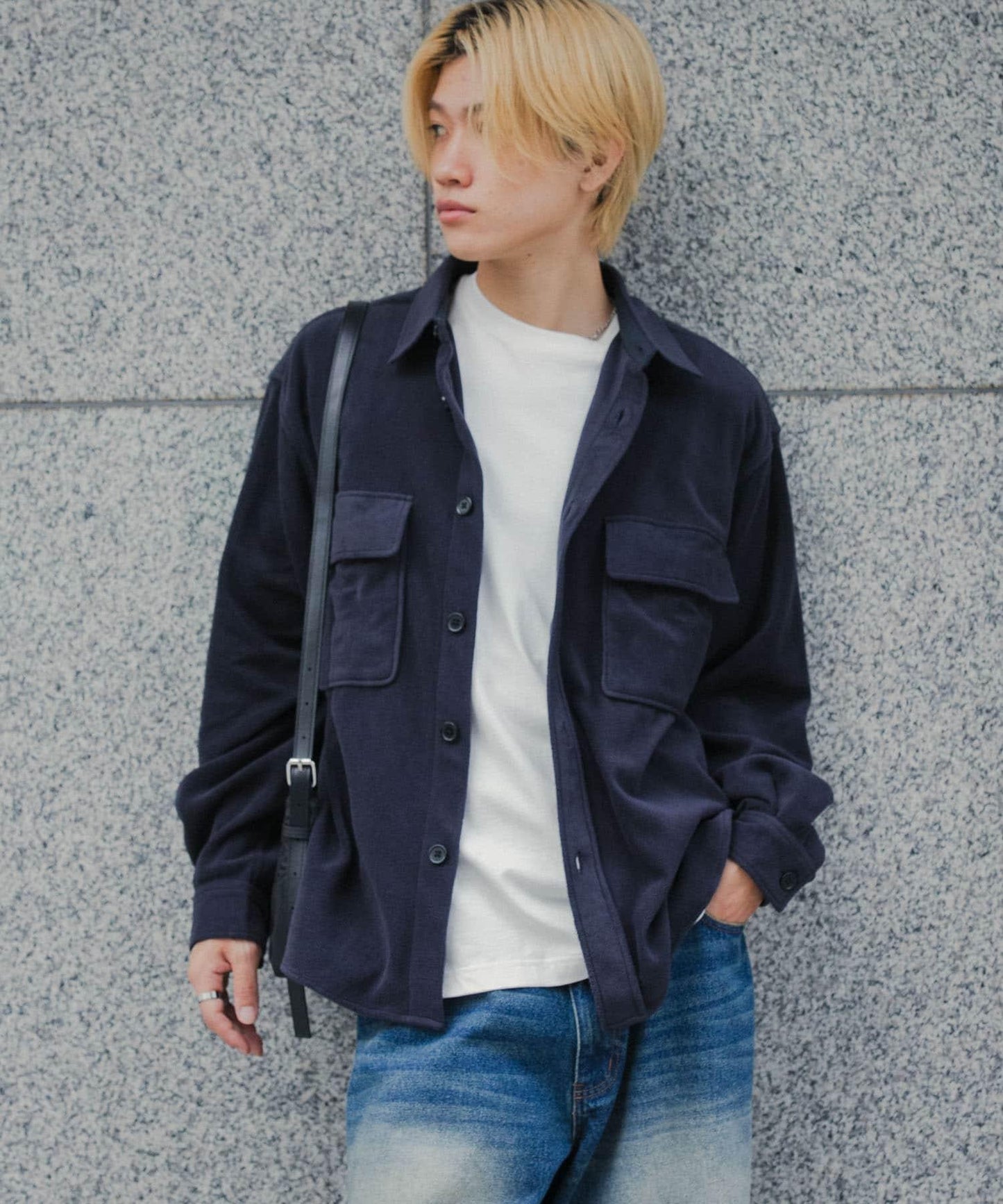 抓絨翻蓋寬鬆襯衫