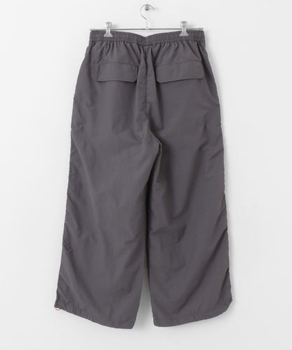 雙色拼接雙膝長褲