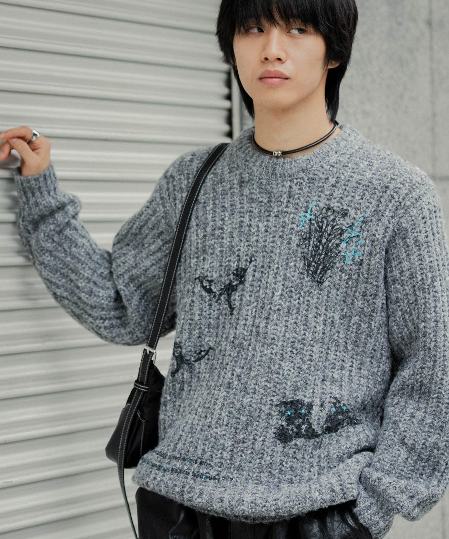 圖案印花寬鬆圓領針織衫