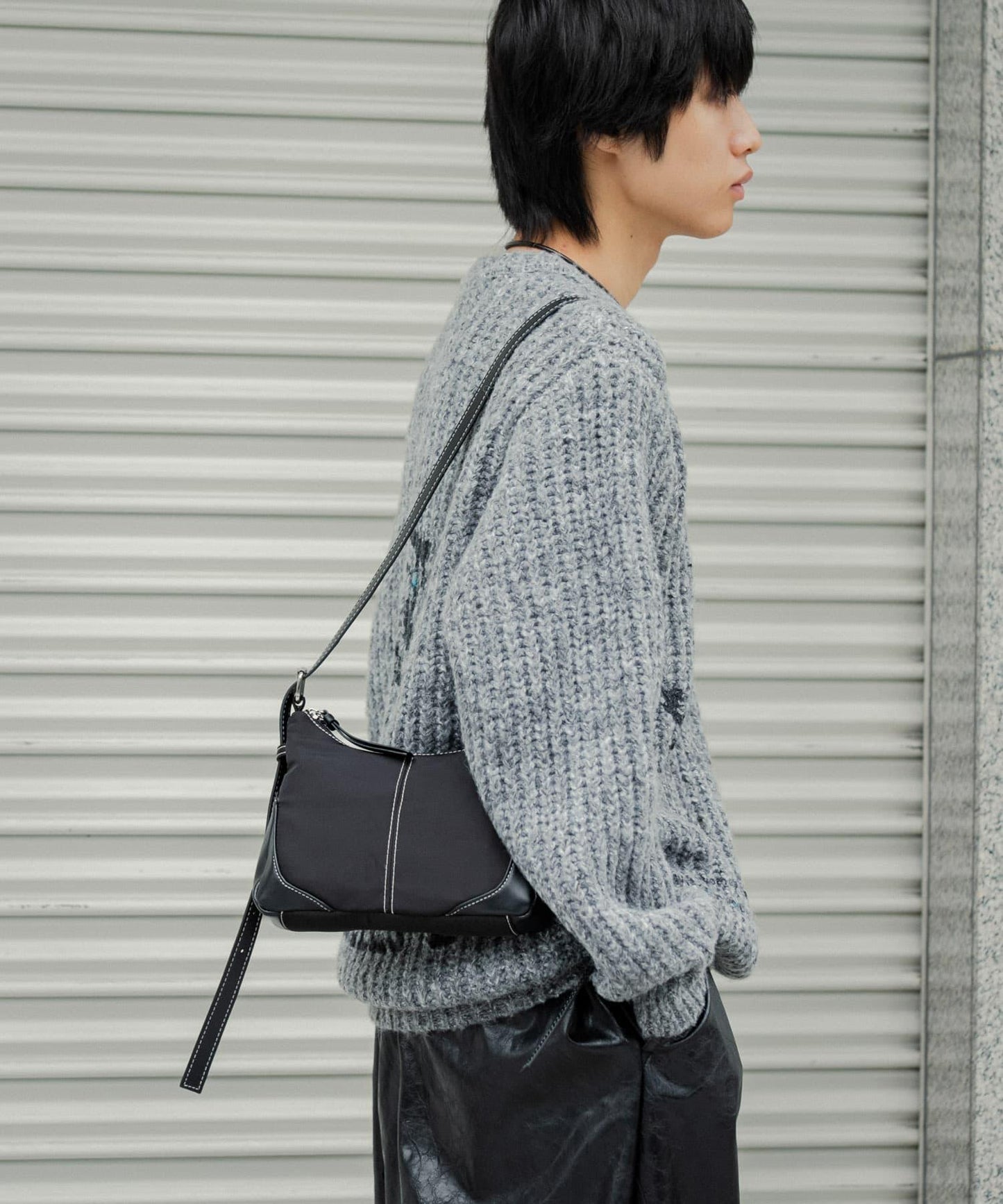 圖案印花寬鬆圓領針織衫