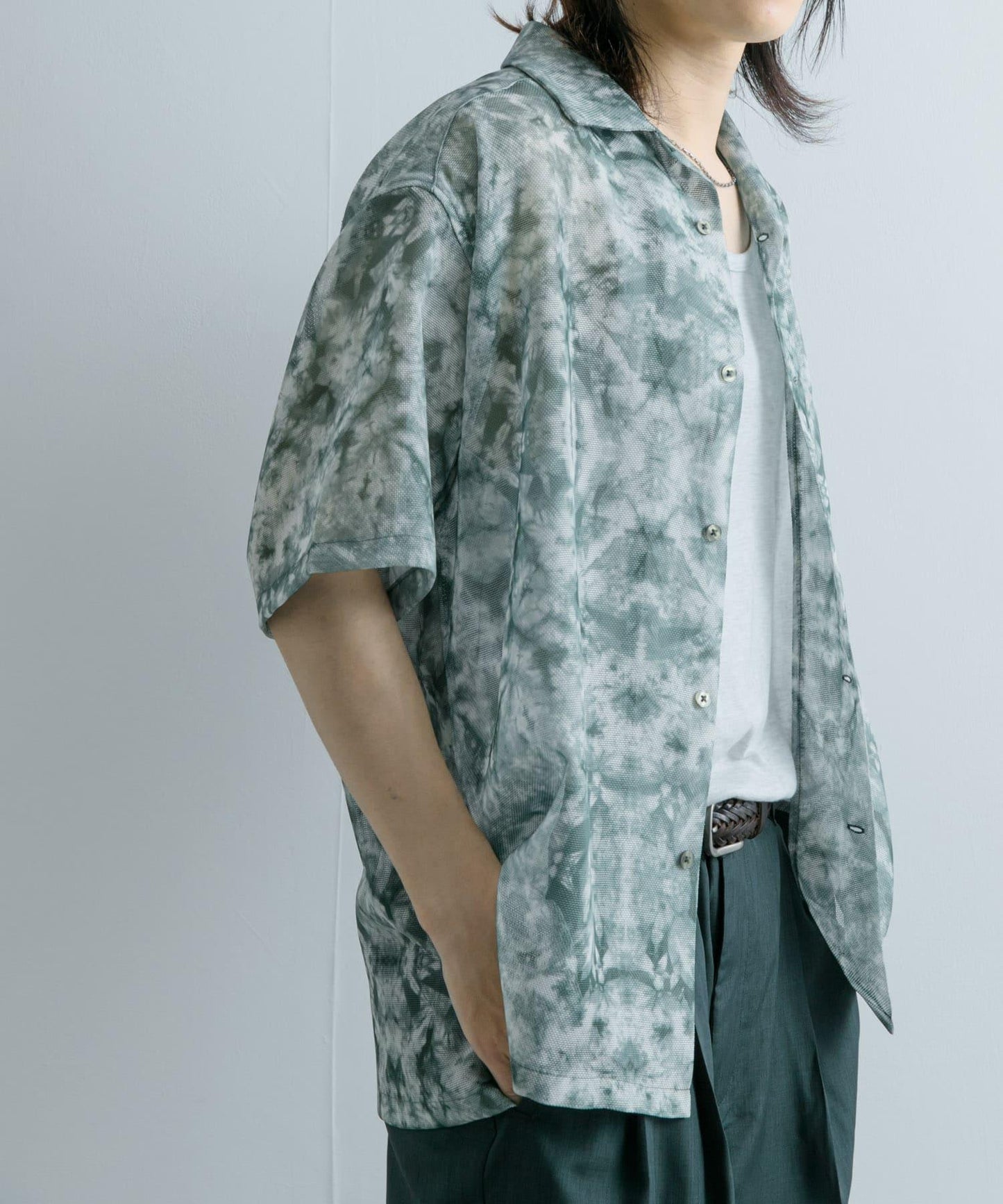 透視印花開領短袖襯衫