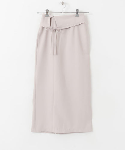 不對稱翻邊鉛筆裙