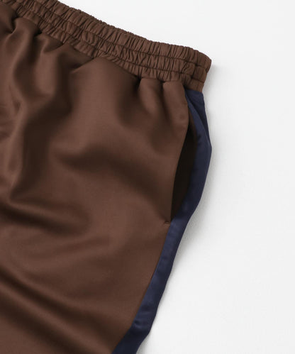 緞面拼接線條半身裙