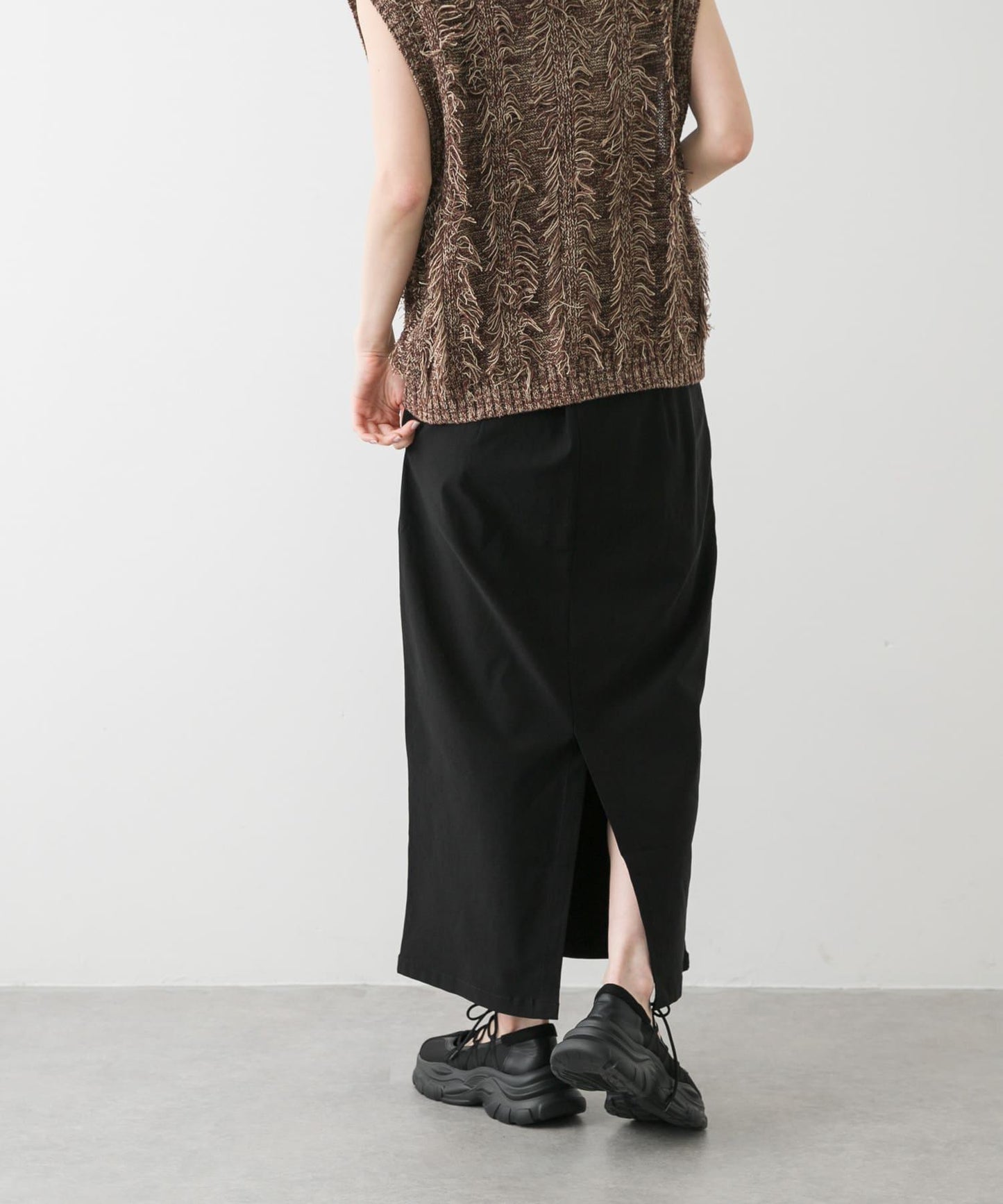 「/部分門店限定尺碼」彈力吊帶高腰裙