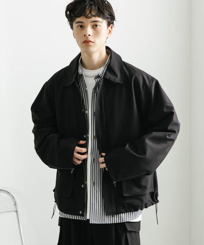 可搭配套裝雙口袋抽繩短夾克