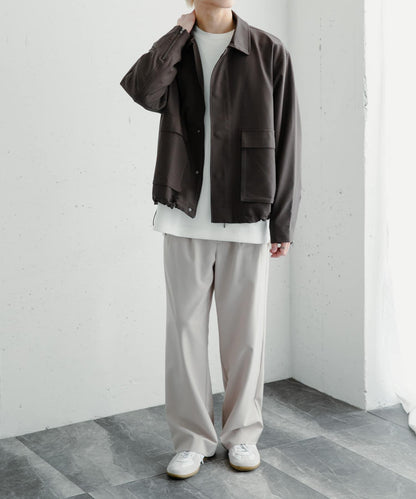 可搭配套裝雙口袋抽繩短夾克