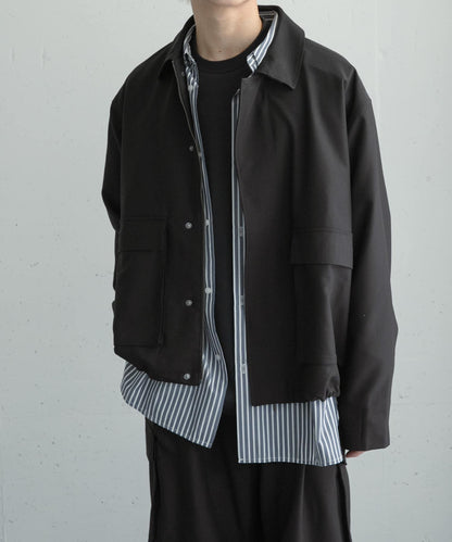 可搭配套裝雙口袋抽繩短夾克