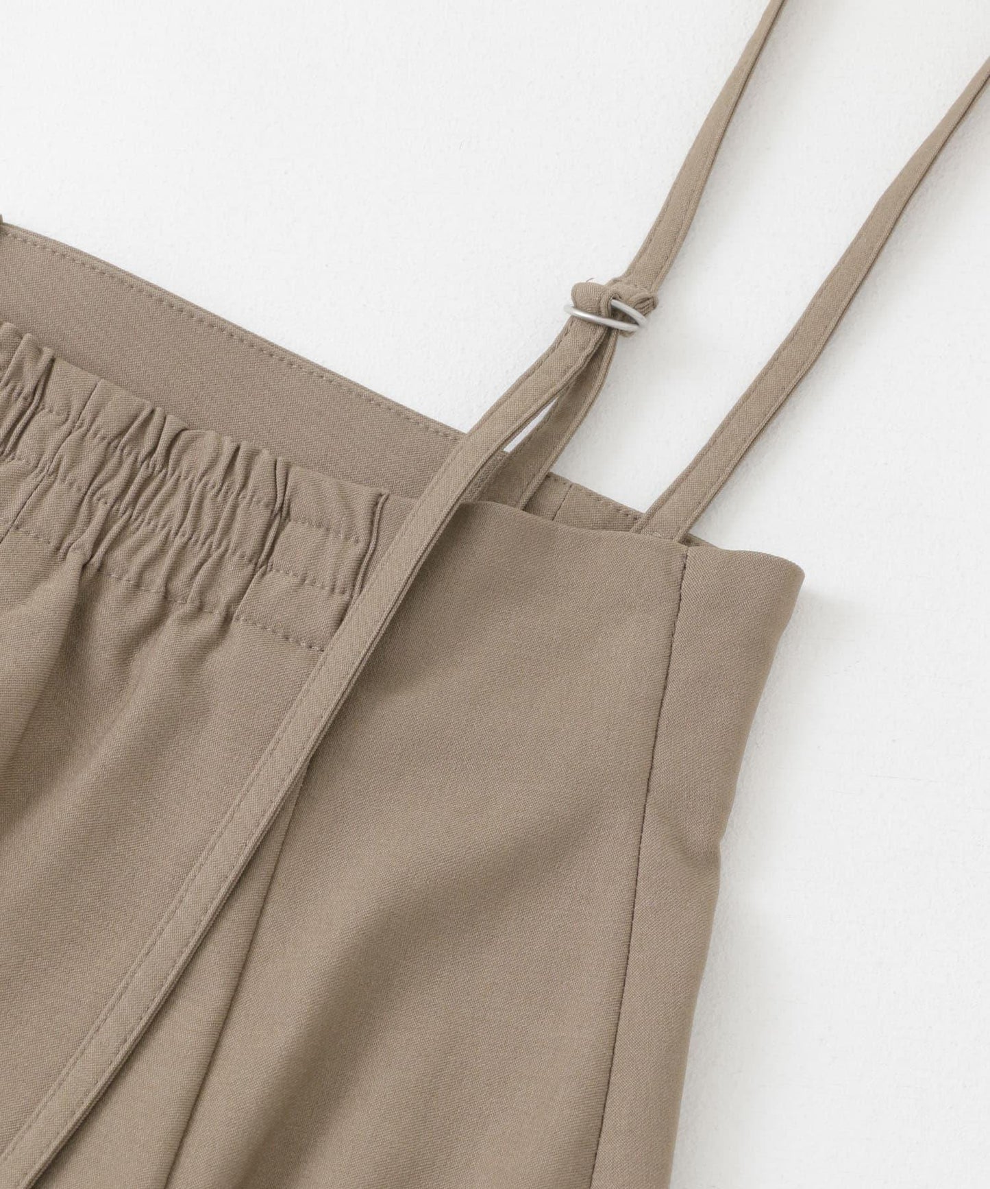 「/部分門店限定尺碼」彈力吊帶高腰裙