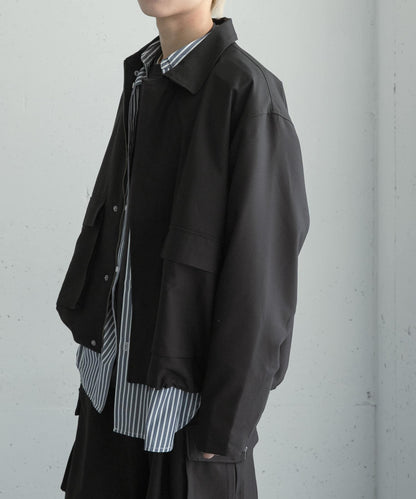 可搭配套裝雙口袋抽繩短夾克