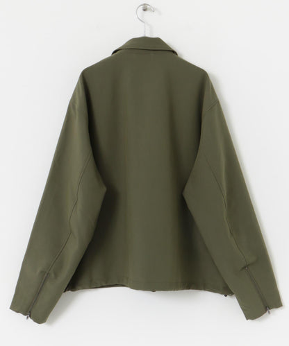 可搭配套裝雙口袋抽繩短夾克