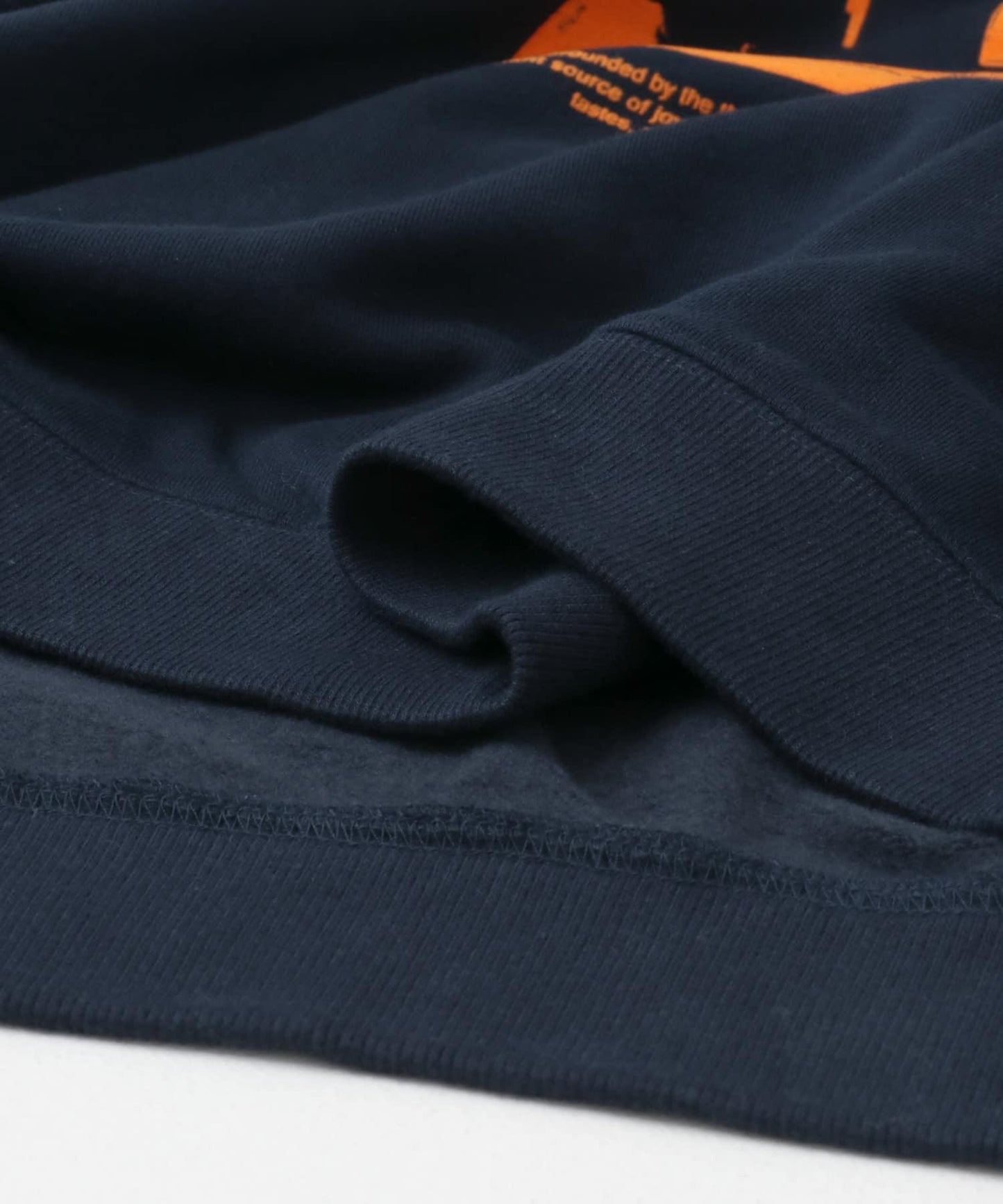 傢俱圖案連帽衛衣