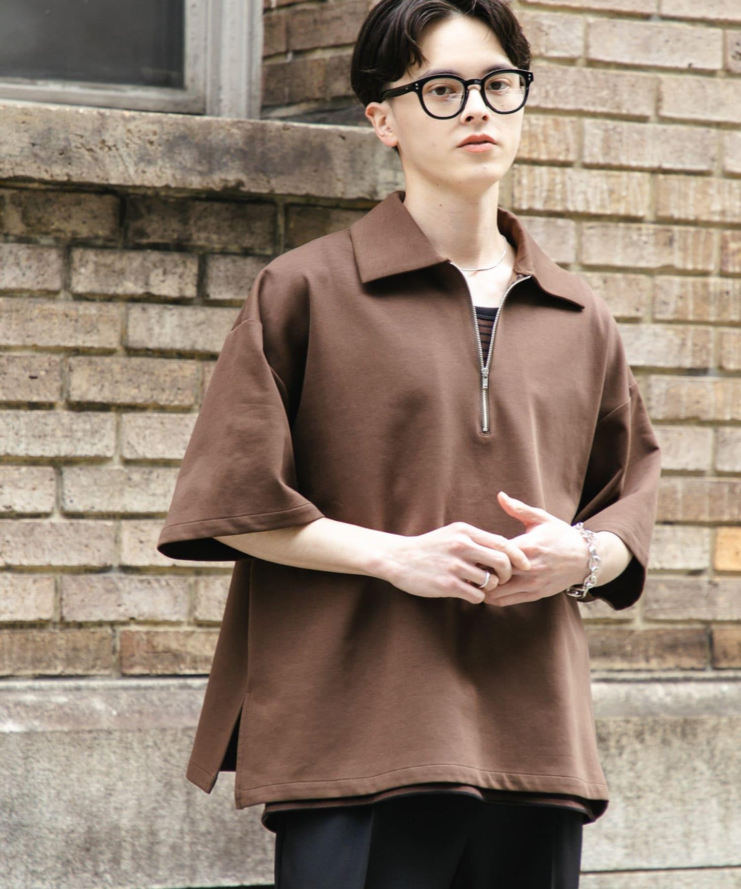 中性款高彈力半拉鍊短袖T恤