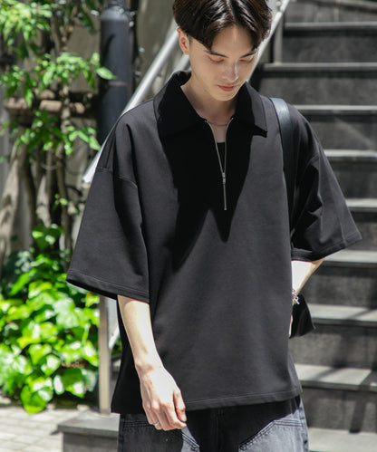 中性款高彈力半拉鍊短袖T恤