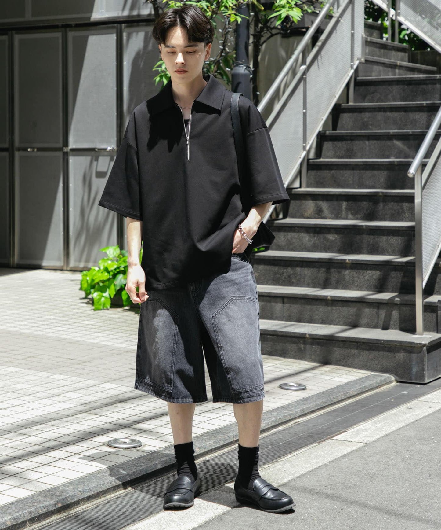 中性款高彈力半拉鍊短袖T恤