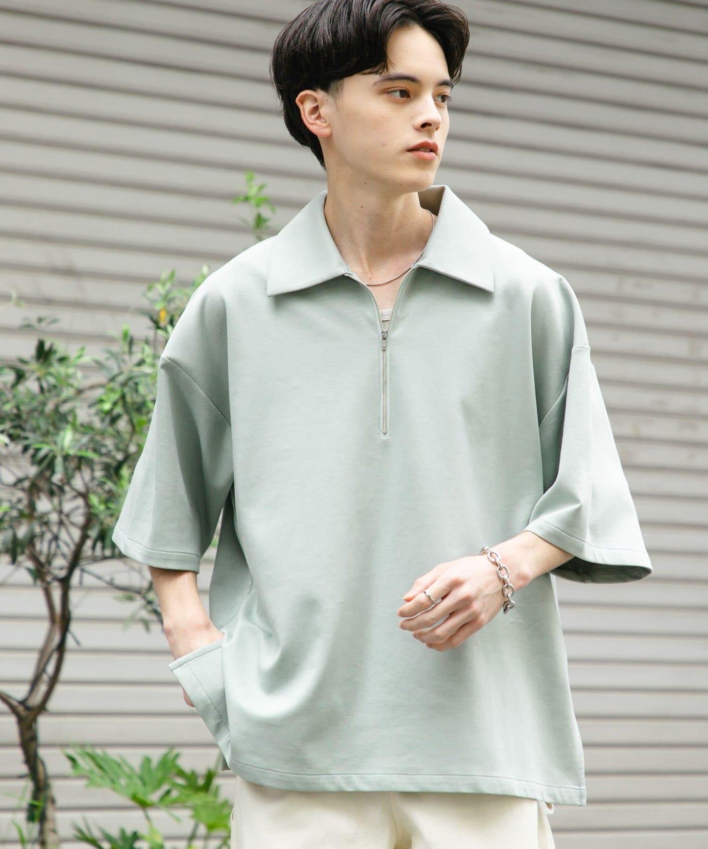 中性款高彈力半拉鍊短袖T恤