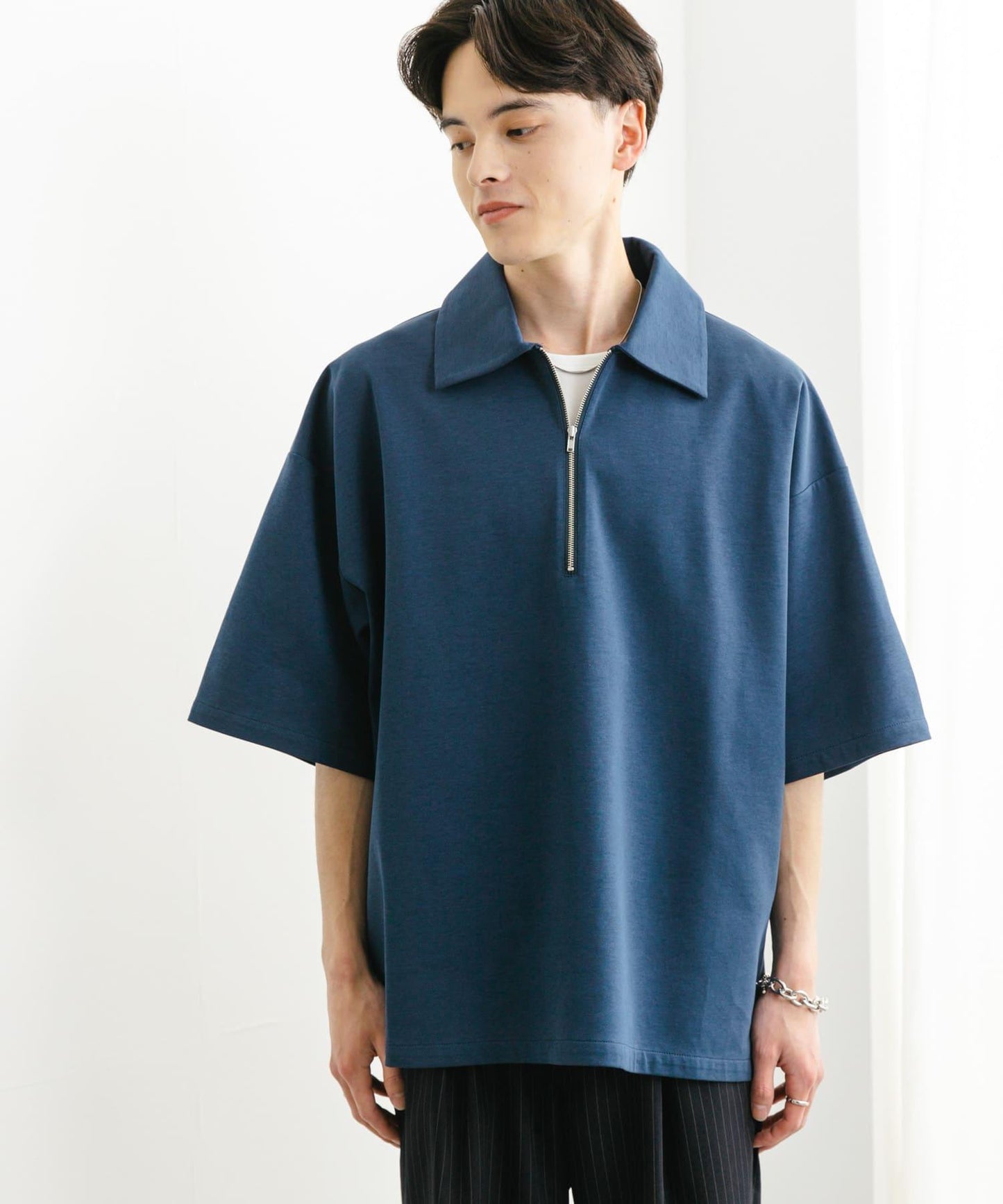 中性款高彈力半拉鍊短袖T恤