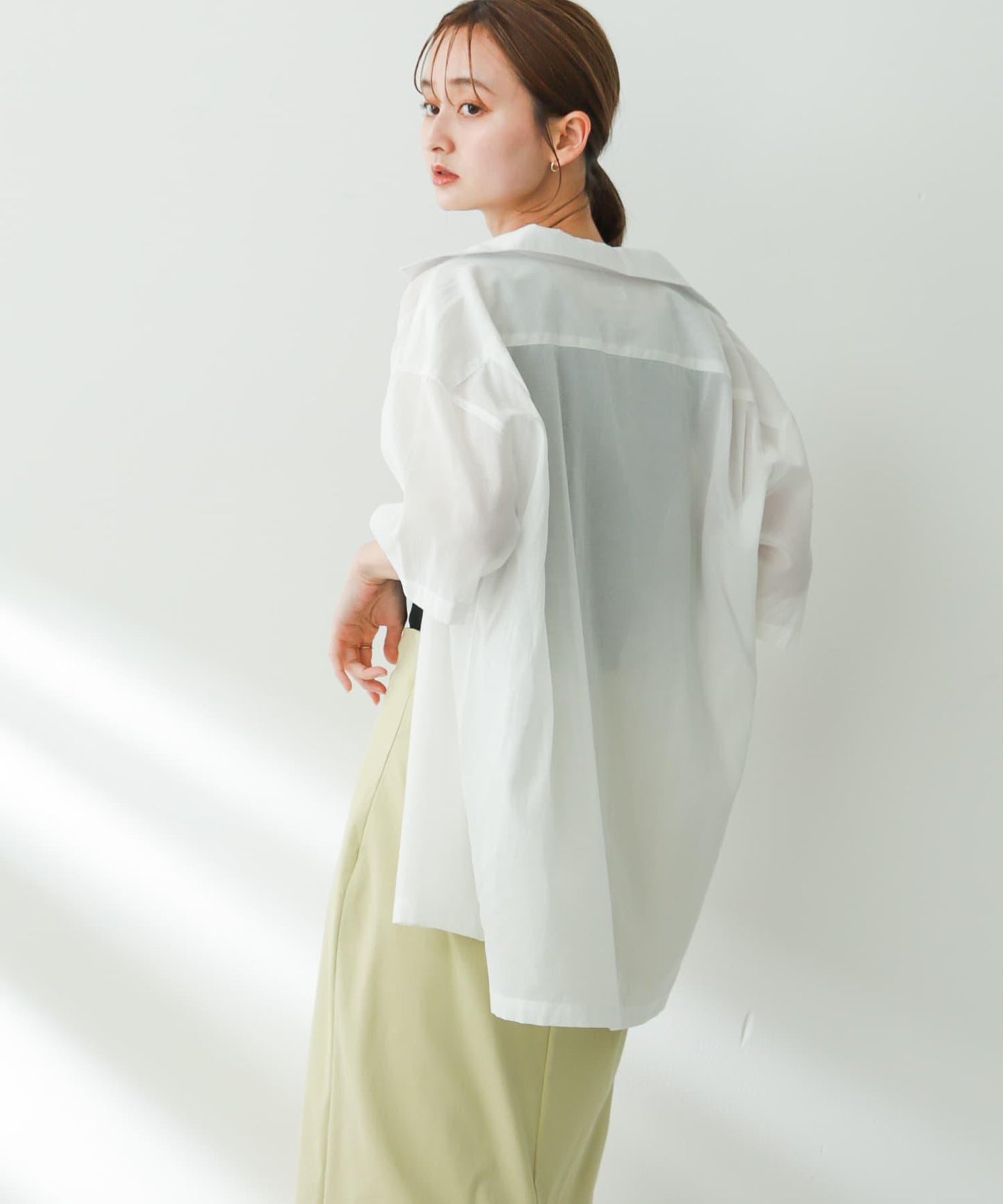 透視香檳色開領襯衫