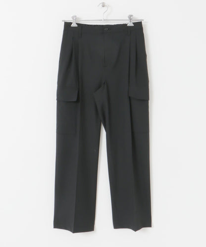 科技感中縫壓褶工裝休閒褲