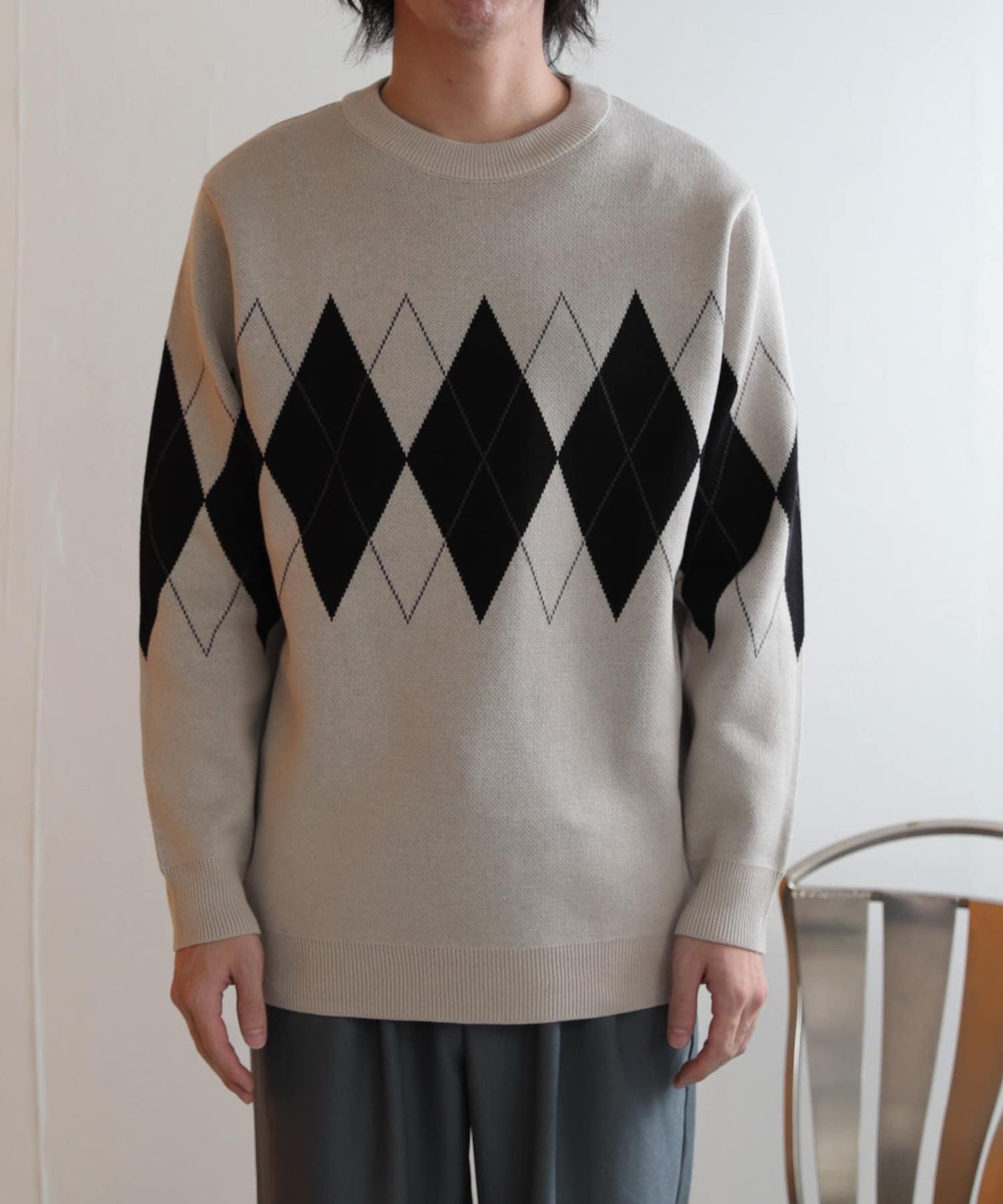 菱格圓領毛衣