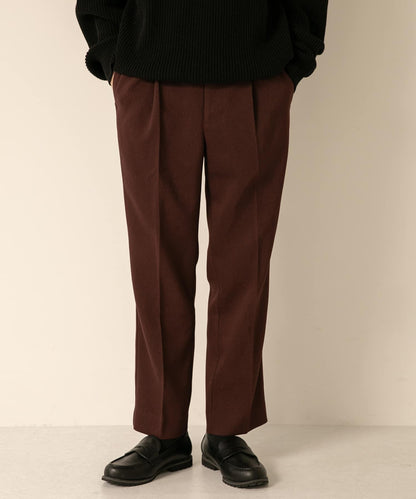 硬挺斜紋中線直筒褲