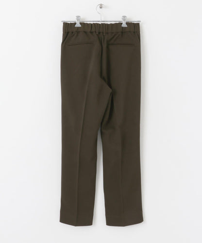 硬挺斜紋中線直筒褲