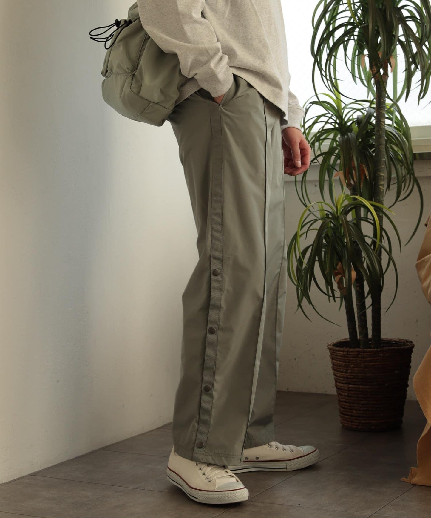 「套裝可搭配」側邊條紋運動褲