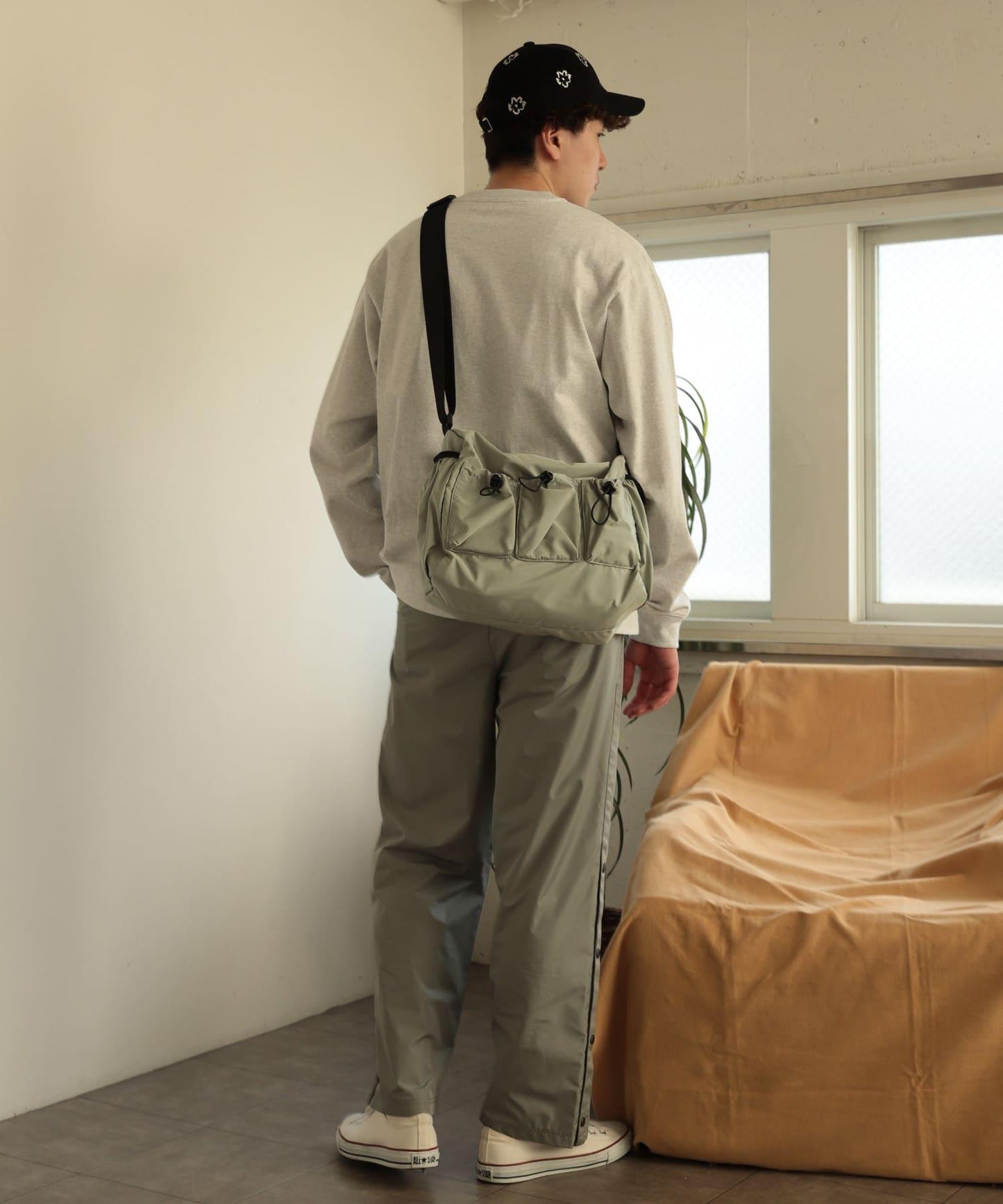 「套裝可搭配」側邊條紋運動褲